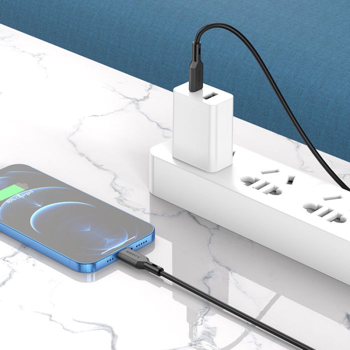 Зарядний кабель BOROFONE Premium 20W Type-C-Lightning (білий/white)